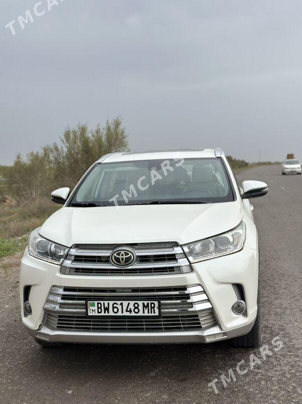 Toyota Highlander 2019 - 400 000 TMT - Мары - img 3