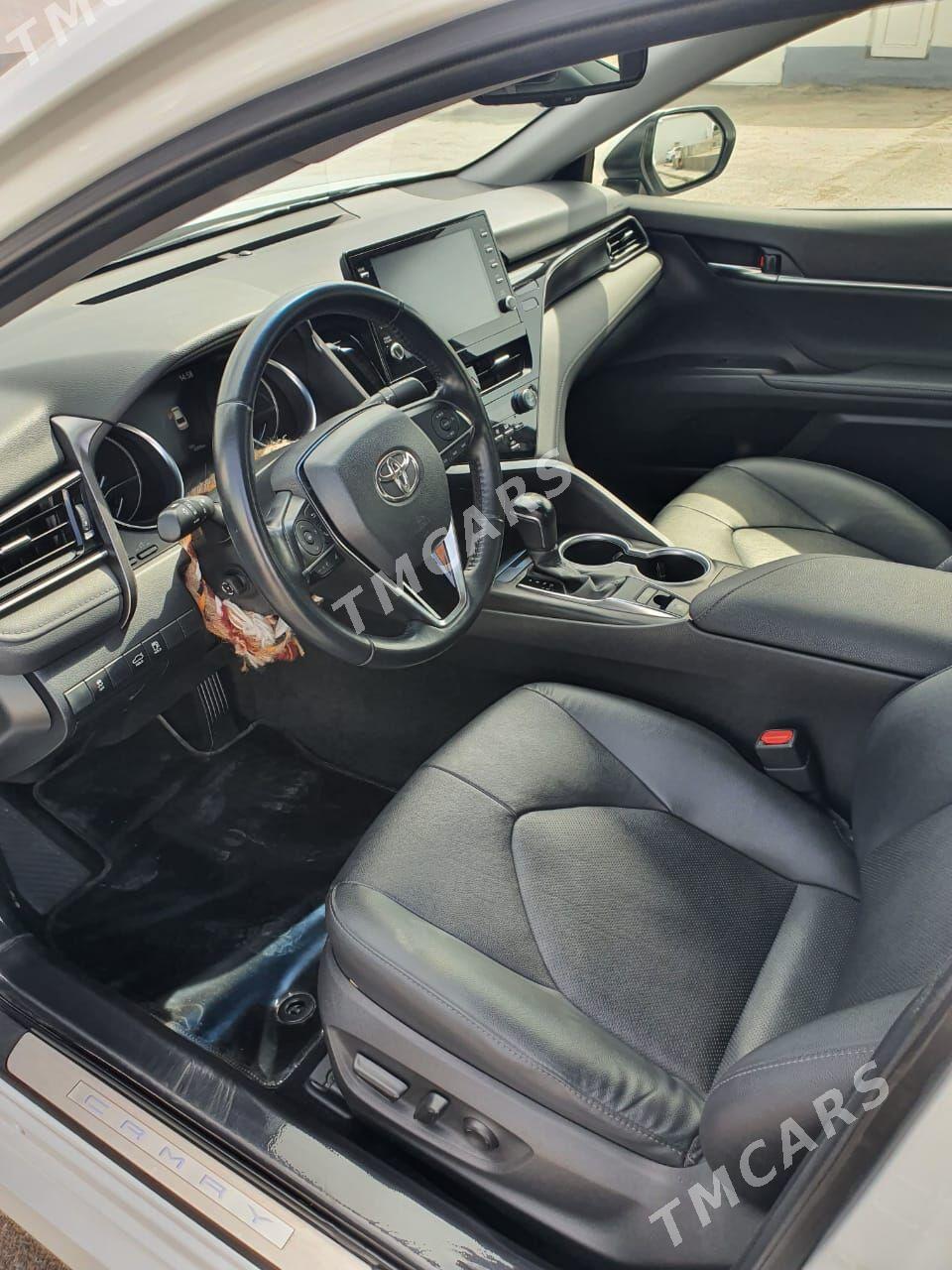 Toyota Camry 2022 - 630 000 TMT - Aşgabat - img 7