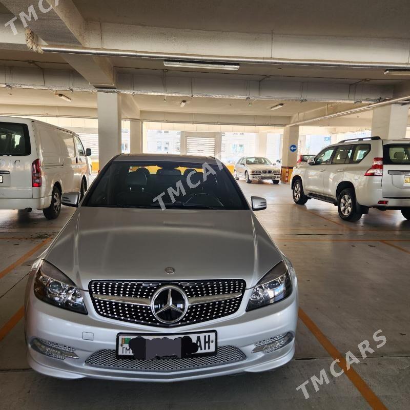 Mercedes-Benz C300 2010 - 190 000 TMT - Aşgabat - img 5