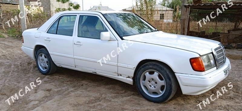 Mercedes-Benz 230E 1989 - 20 000 TMT - Tejen - img 7