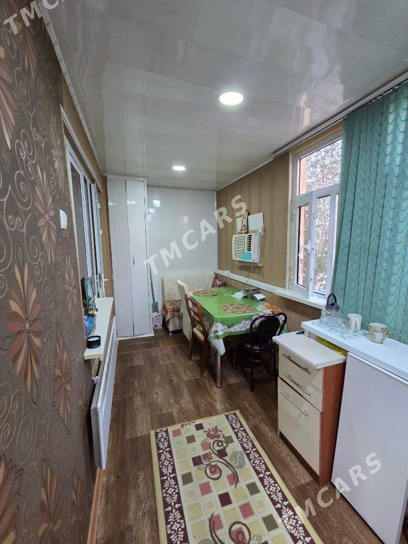 Бюзмейин 4/2-этаж 3 комнаты - Büzmeýin - img 5
