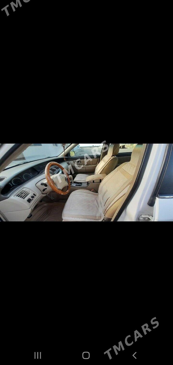 Toyota Avalon 2000 - 130 000 TMT - Мары - img 3