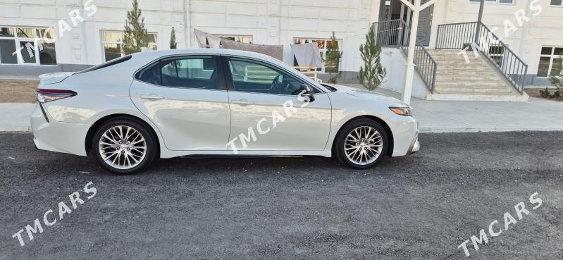 Toyota Camry 2022 - 340 000 TMT - Балканабат - img 5