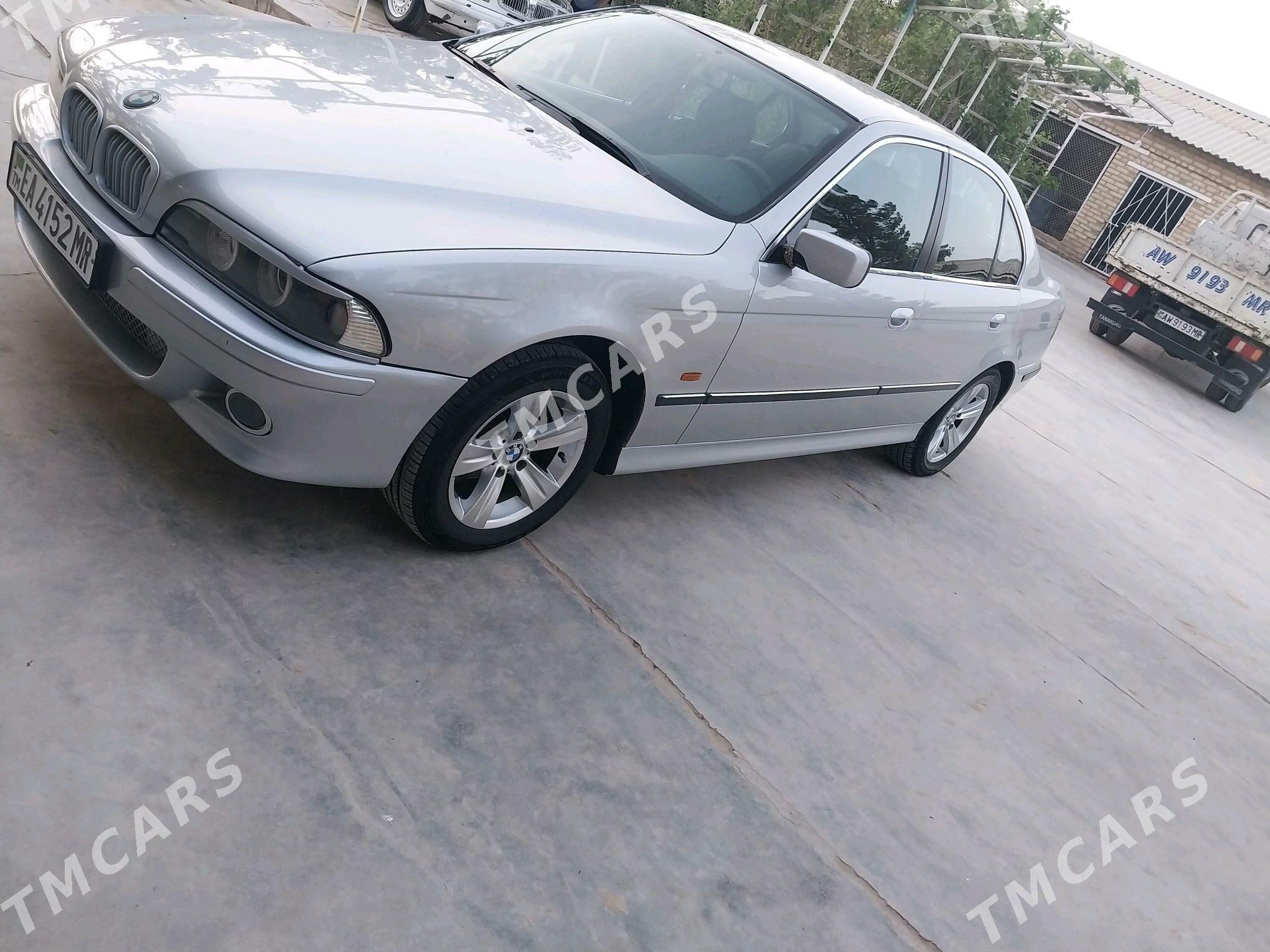 BMW 525 2000 - 120 000 TMT - Wekilbazar - img 2