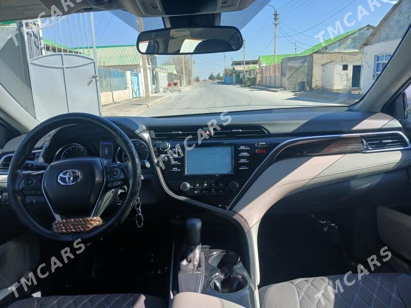 Toyota Camry 2018 - 275 000 TMT - Herrikgala - img 9