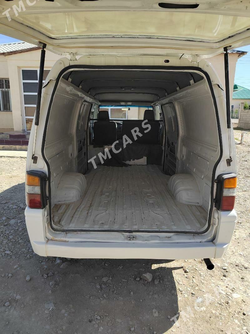 Toyota Hiace 2008 - 75 000 TMT - Türkmenbaşy - img 2