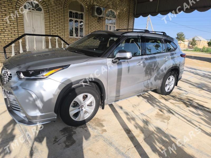 Toyota Highlander 2021 - 480 000 TMT - Мары - img 4