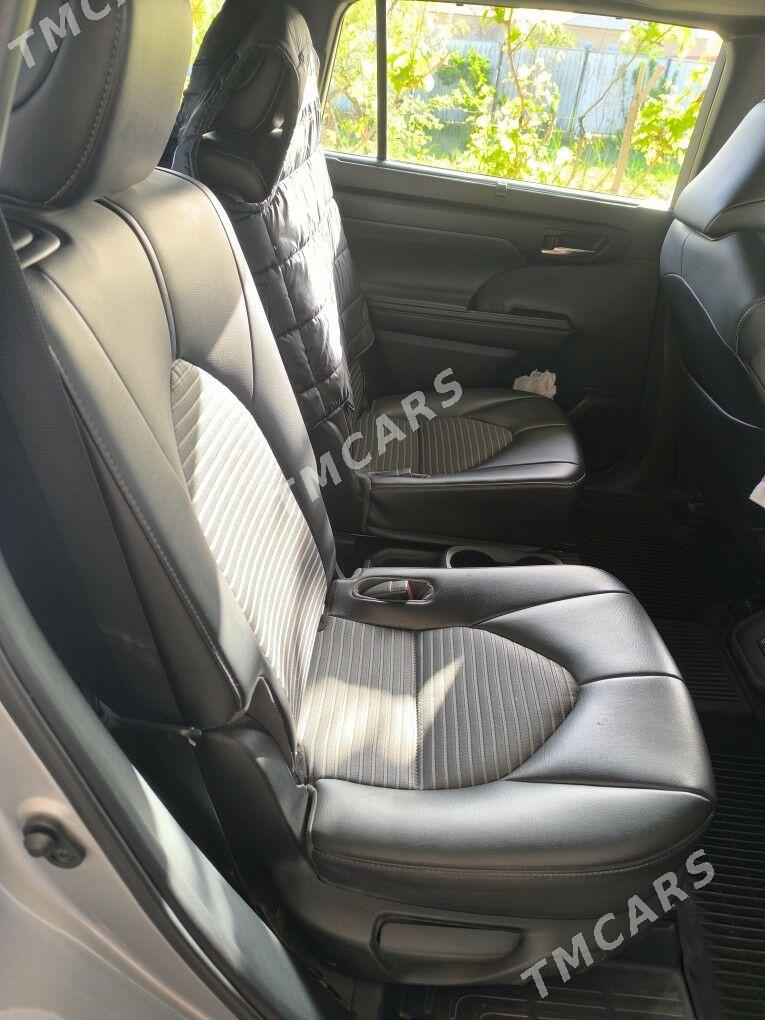 Toyota Highlander 2021 - 480 000 TMT - Мары - img 6
