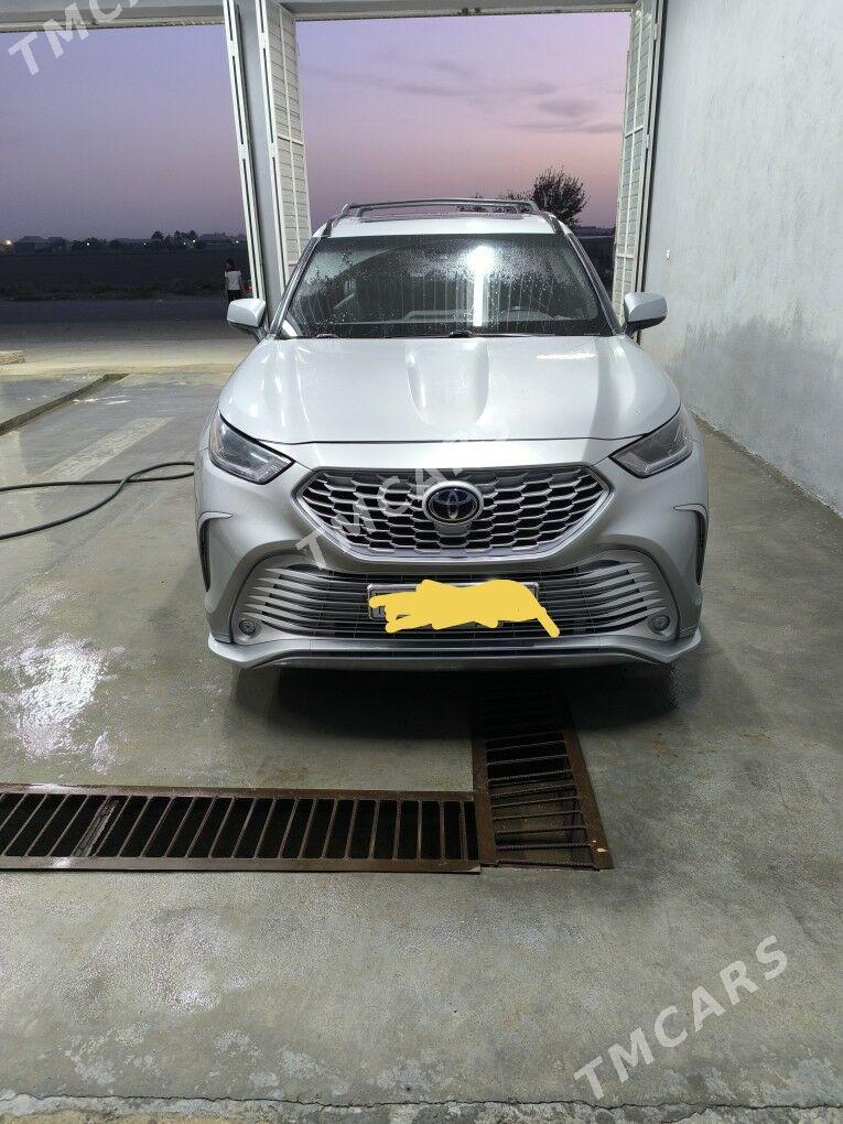 Toyota Highlander 2021 - 480 000 TMT - Мары - img 1