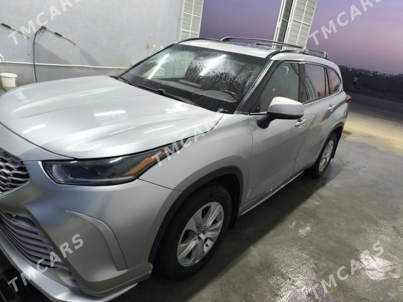 Toyota Highlander 2021 - 480 000 TMT - Мары - img 8