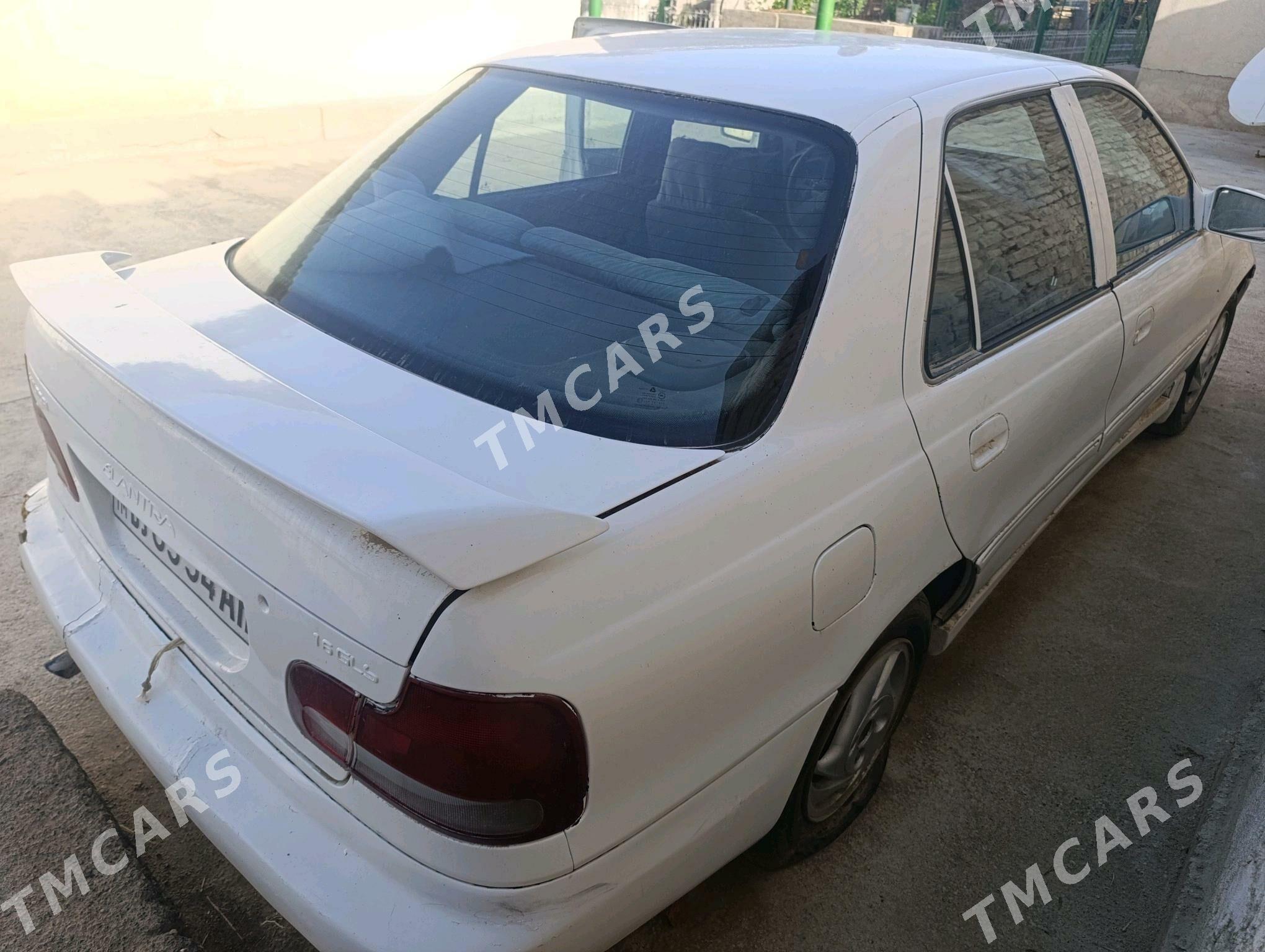 Hyundai Elantra 1994 - 10 000 TMT - Кака - img 1