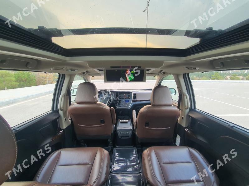 Toyota Sienna 2018 - 700 000 TMT - Aşgabat - img 4