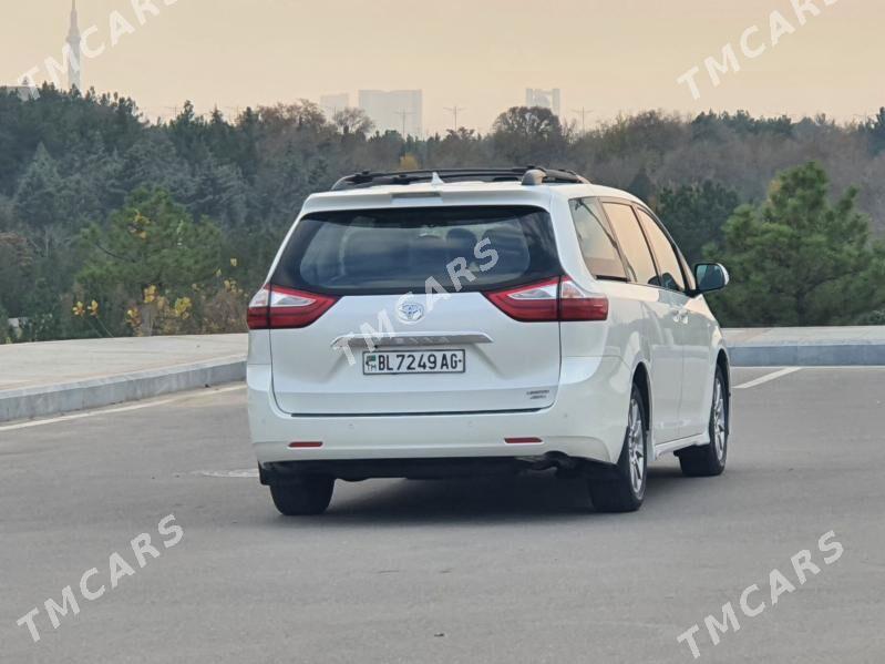 Toyota Sienna 2018 - 700 000 TMT - Aşgabat - img 7