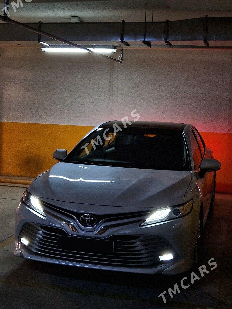 Toyota Camry 2019 - 555 000 TMT - Aşgabat - img 4