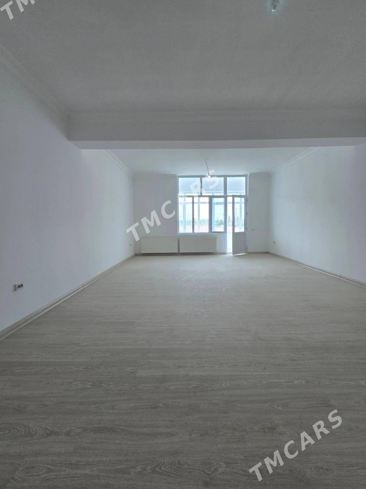 Änew pol elitga 4komnat - Анев - img 2