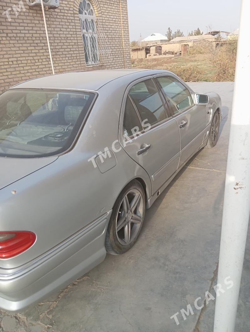 Mercedes-Benz E320 1997 - 70 000 TMT - Mary - img 2