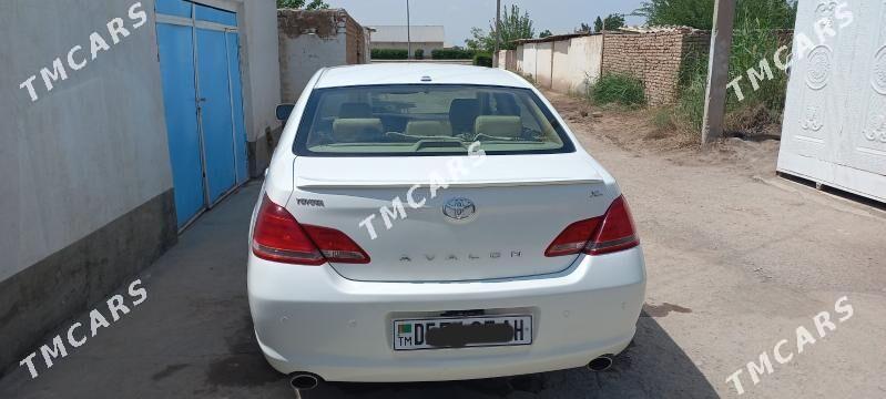 Toyota Avalon 2006 - 180 000 TMT - Теджен - img 2