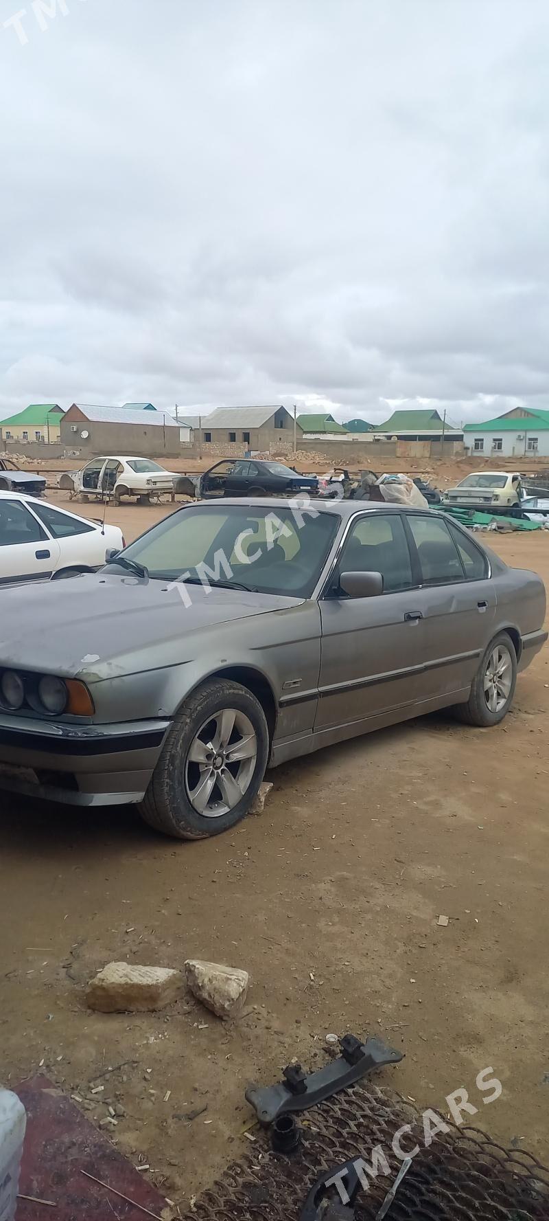 BMW 525 1995 - 33 000 TMT - Туркменбаши - img 3
