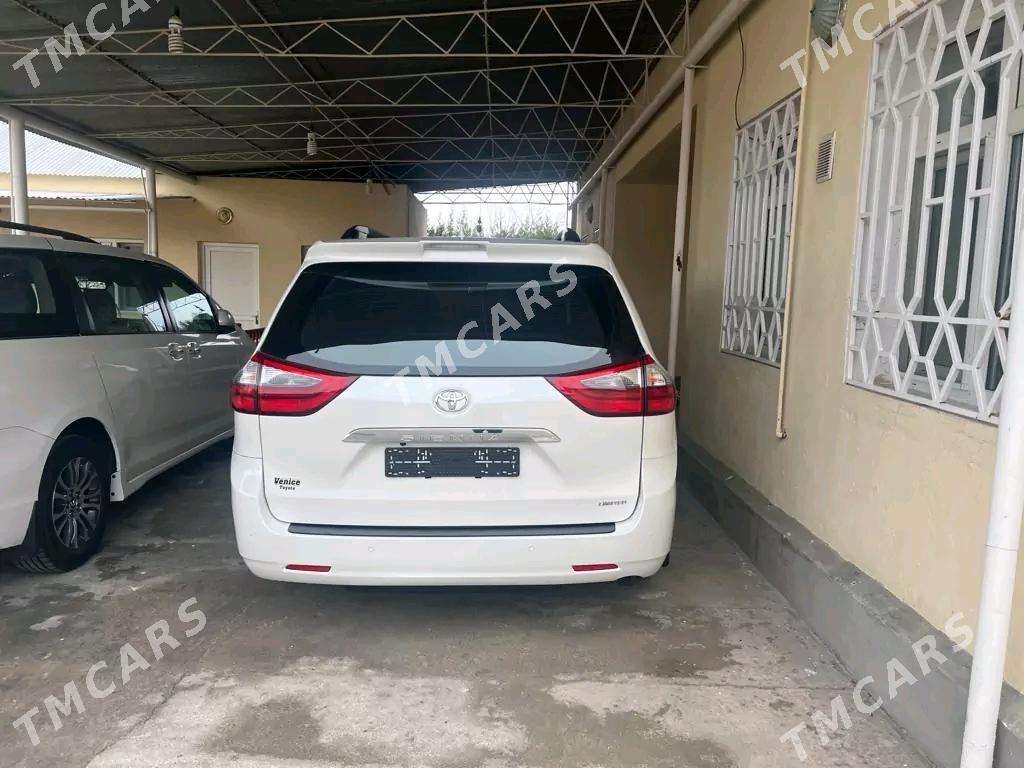 Toyota Sienna 2020 - 680 000 TMT - Бекреве - img 7