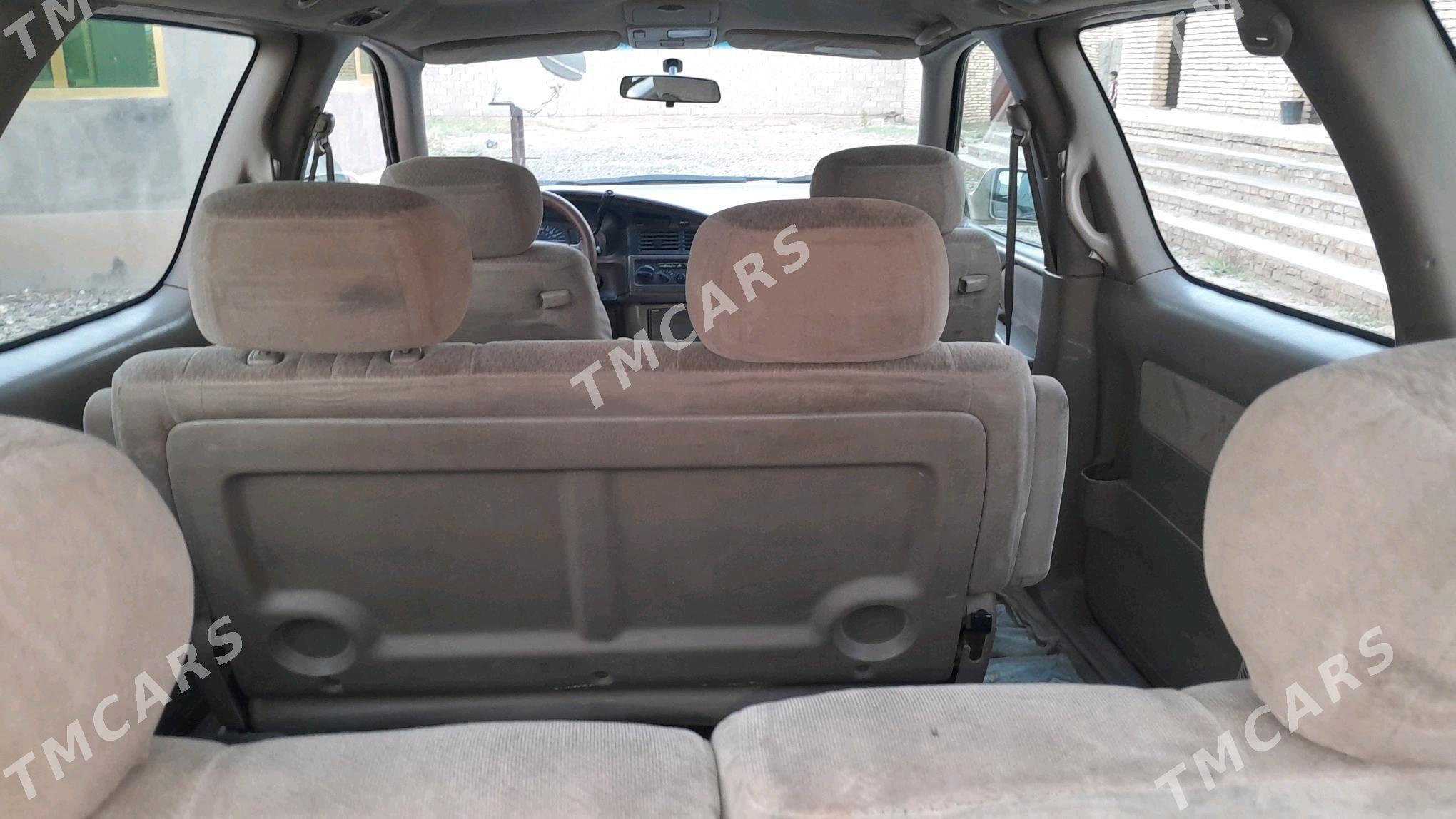 Toyota Sienna 2002 - 130 000 TMT - Sarahs - img 3