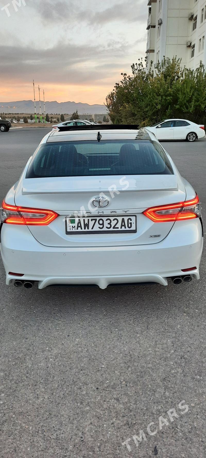 Toyota Camry 2018 - 370 000 TMT - Мир 7 - img 5