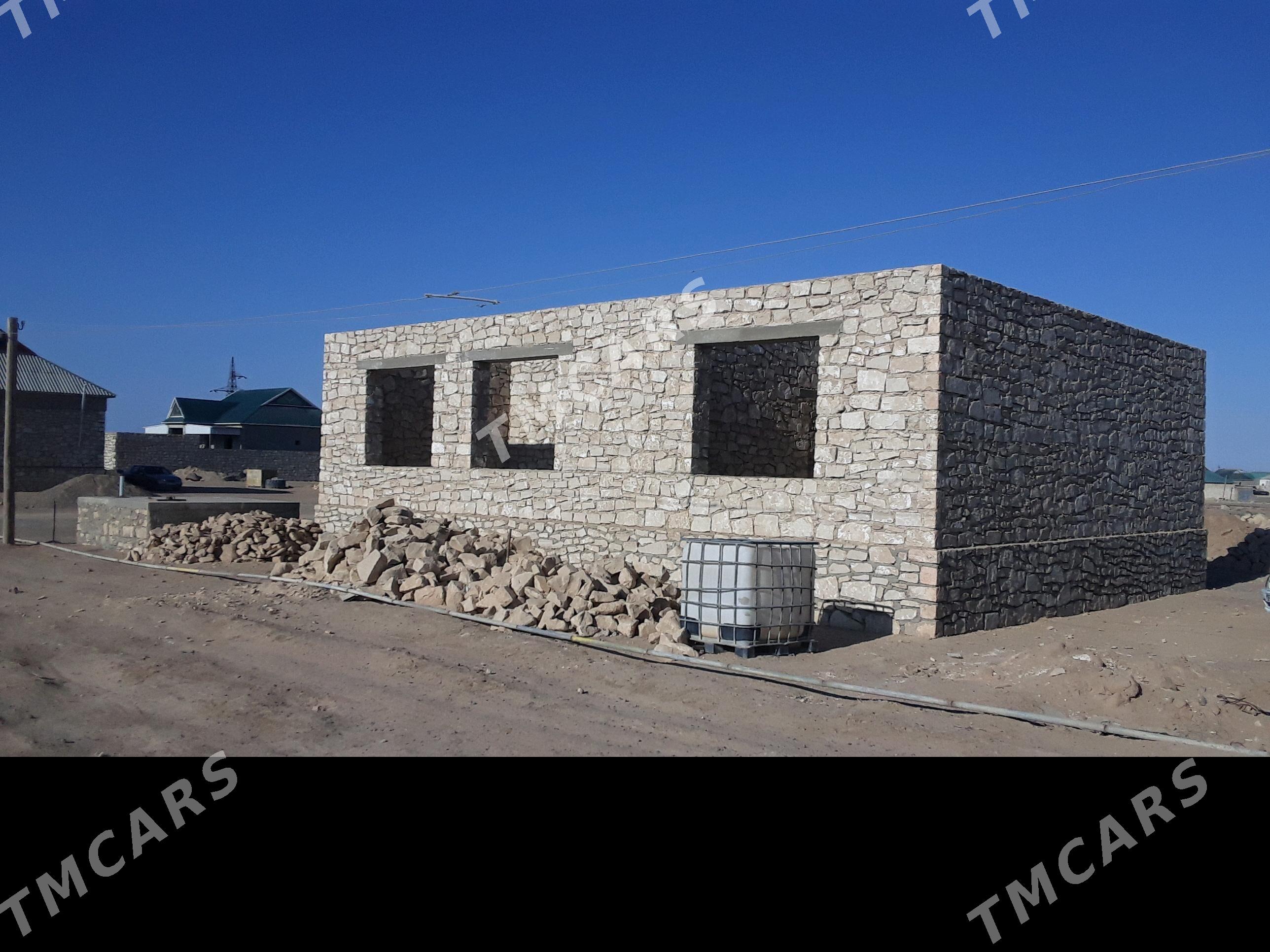 Akdaş satlyk jaý - Туркменбаши - img 5