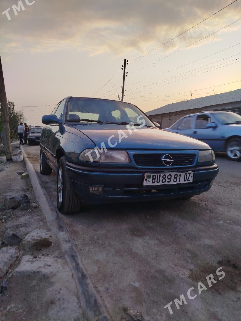 Opel Astra 1992 - 31 000 TMT - Дашогуз - img 3