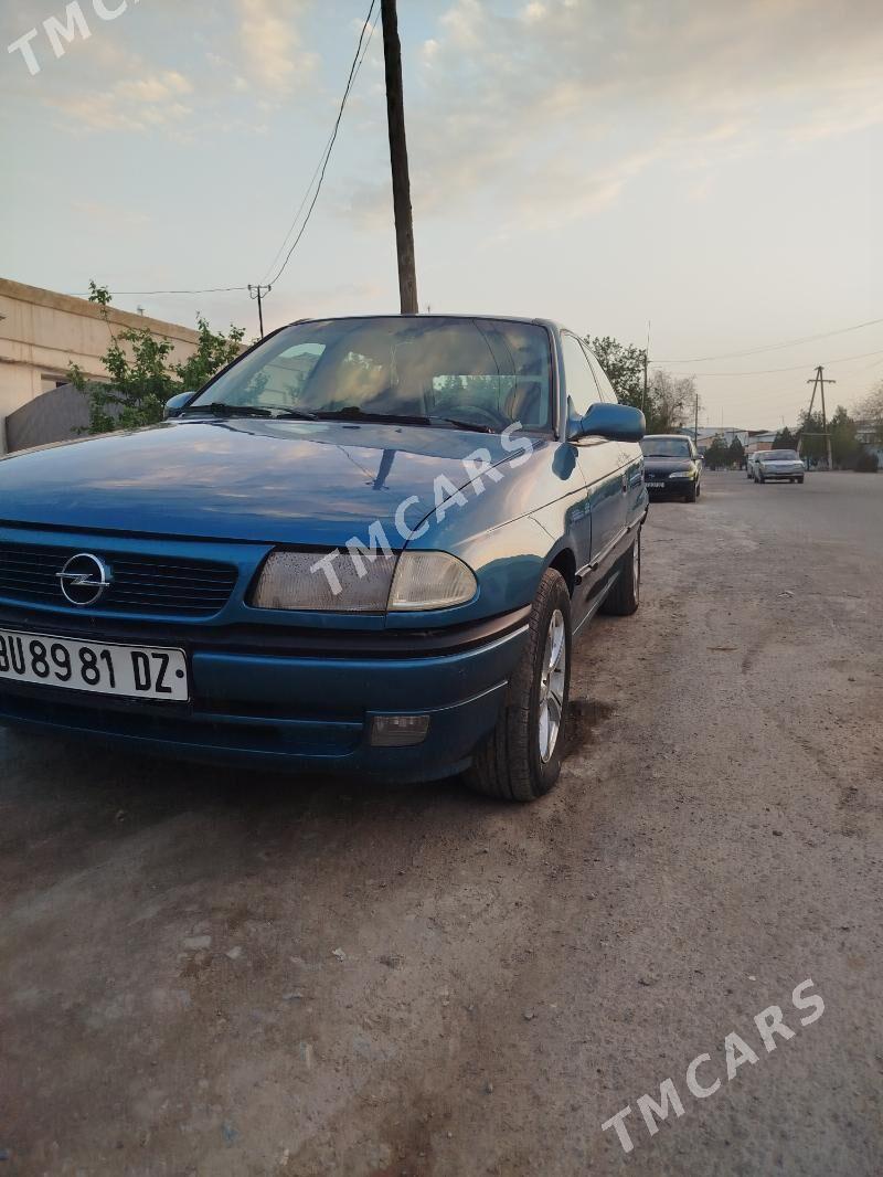 Opel Astra 1992 - 31 000 TMT - Дашогуз - img 4