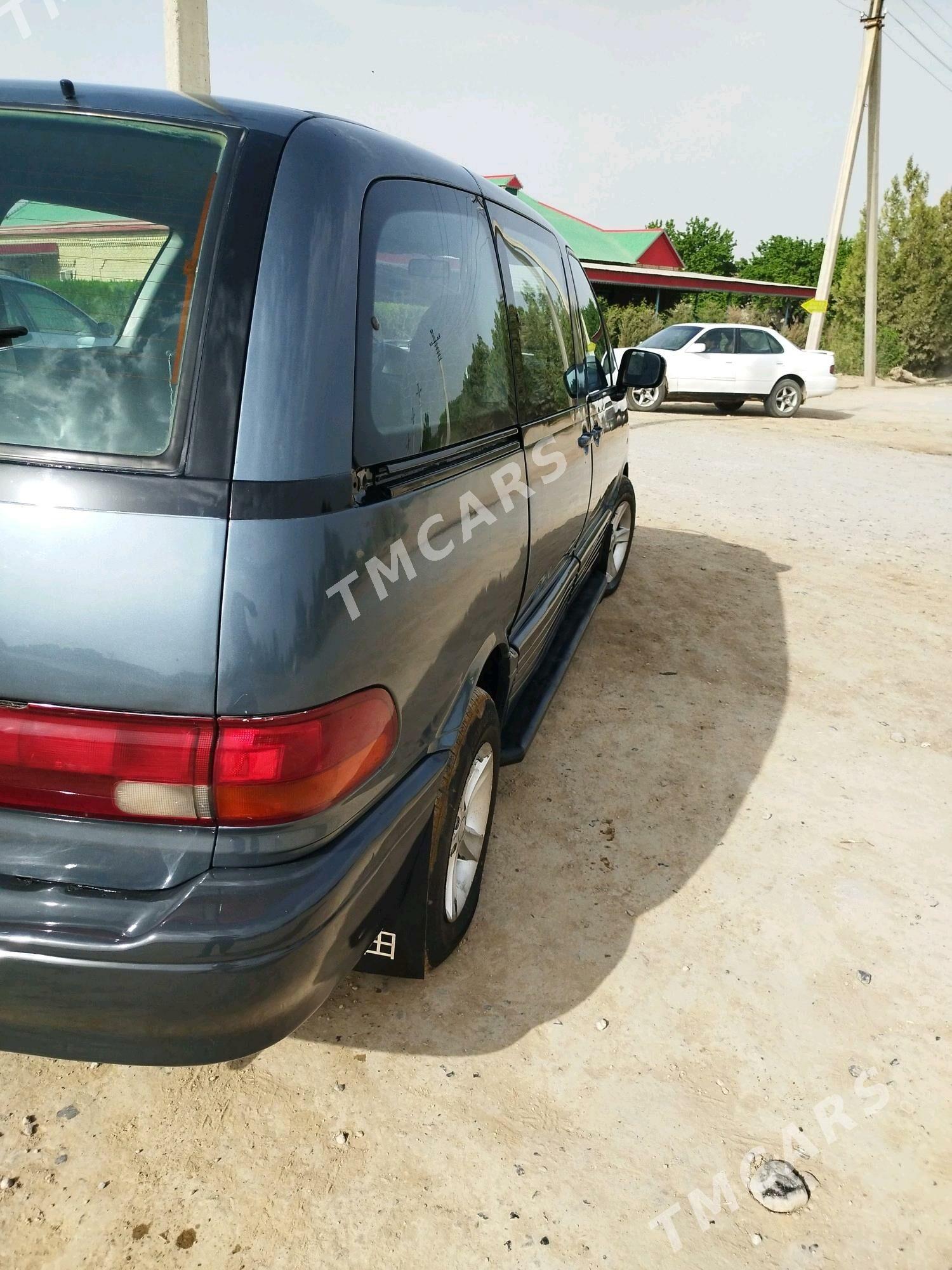 Toyota Previa 1991 - 70 000 TMT - Фарап - img 3
