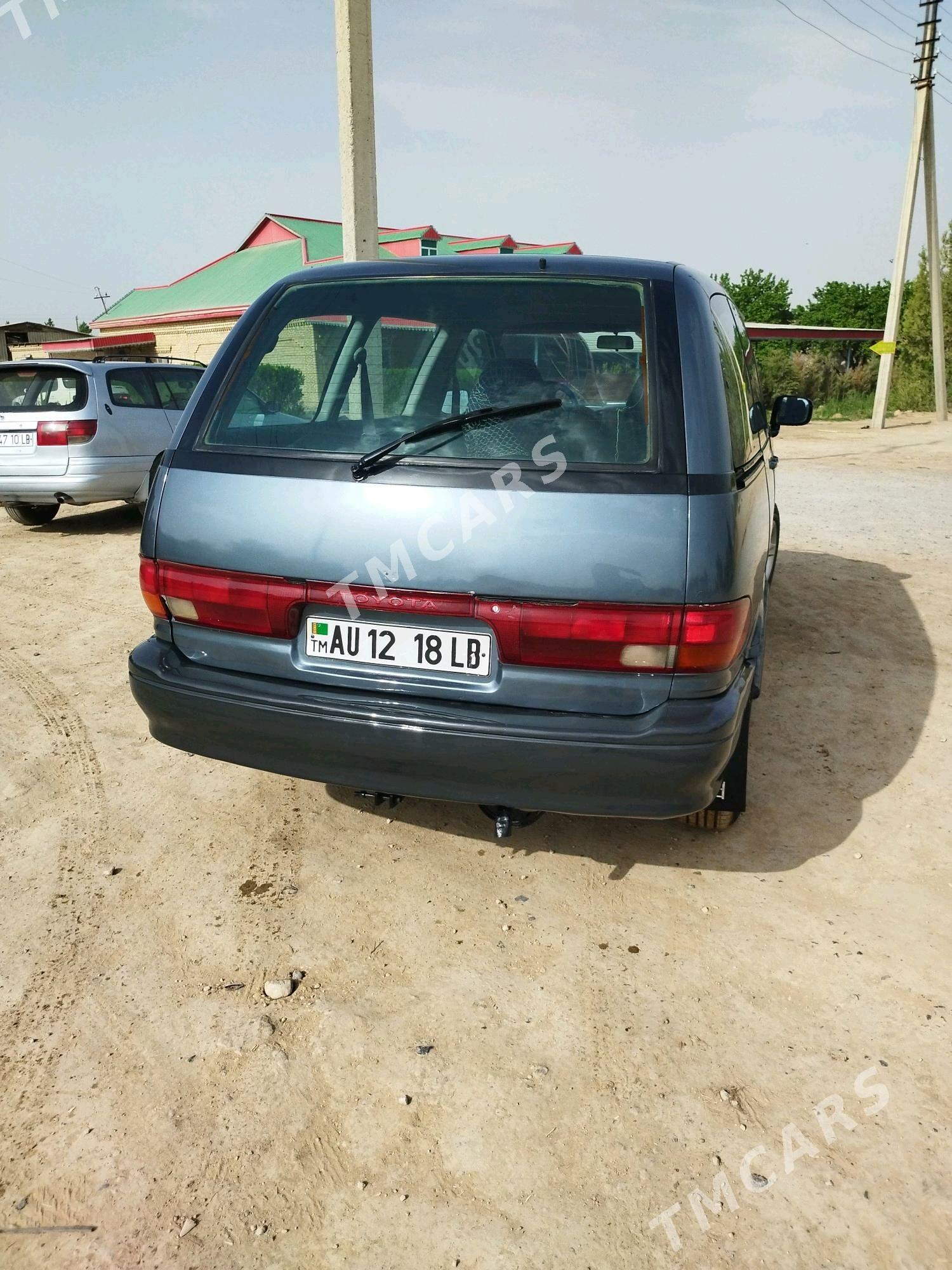 Toyota Previa 1991 - 70 000 TMT - Фарап - img 4