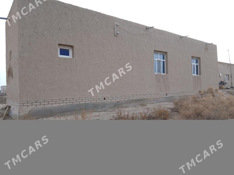 jay - Türkmenbaşy etr. - img 2