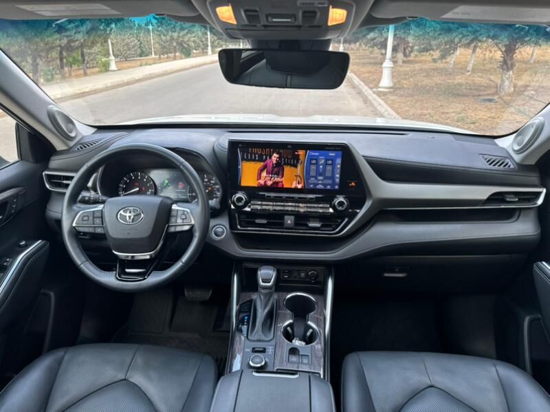 Toyota Highlander 2021 - 660 000 TMT - Aşgabat - img 1