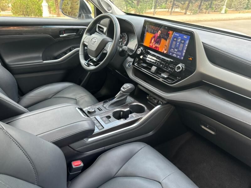 Toyota Highlander 2021 - 660 000 TMT - Aşgabat - img 10