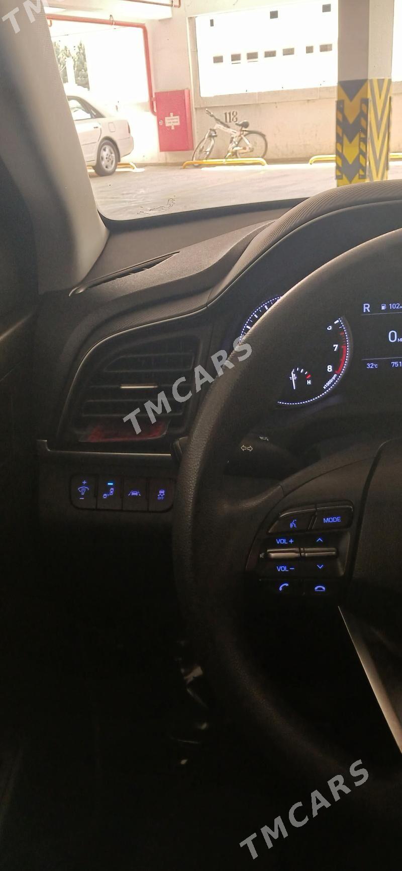 Hyundai Elantra 2020 - 210 000 TMT - Ашхабад - img 6