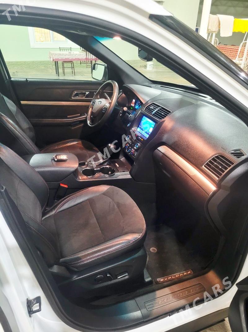 Ford Explorer 2018 - 375 000 TMT - Ашхабад - img 4