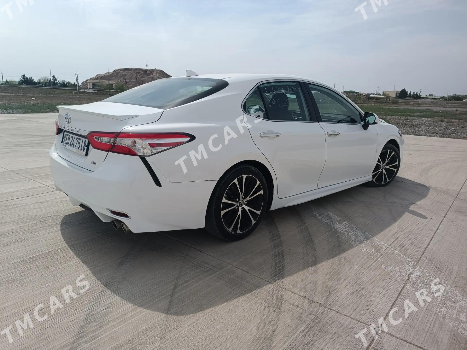 Toyota Camry 2020 - 320 000 TMT - Kerki - img 8