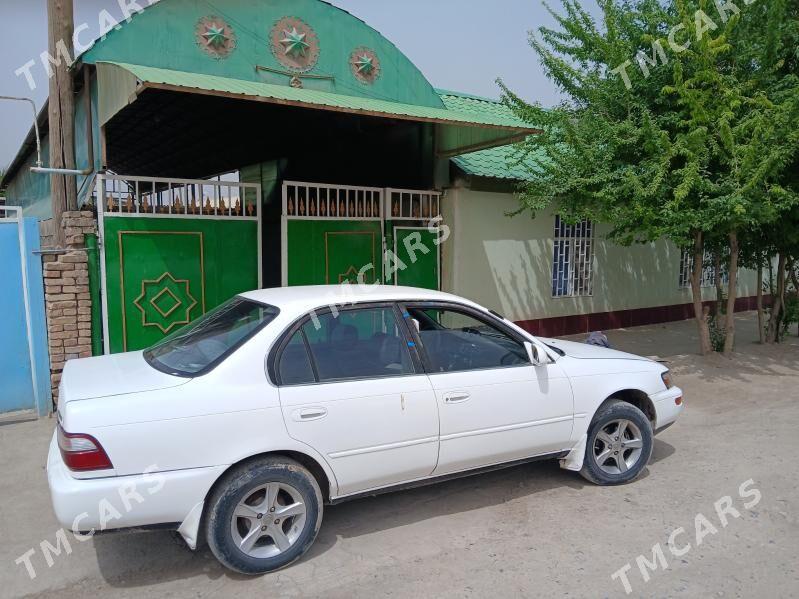 Toyota Corolla 1995 - 45 000 TMT - Теджен - img 3