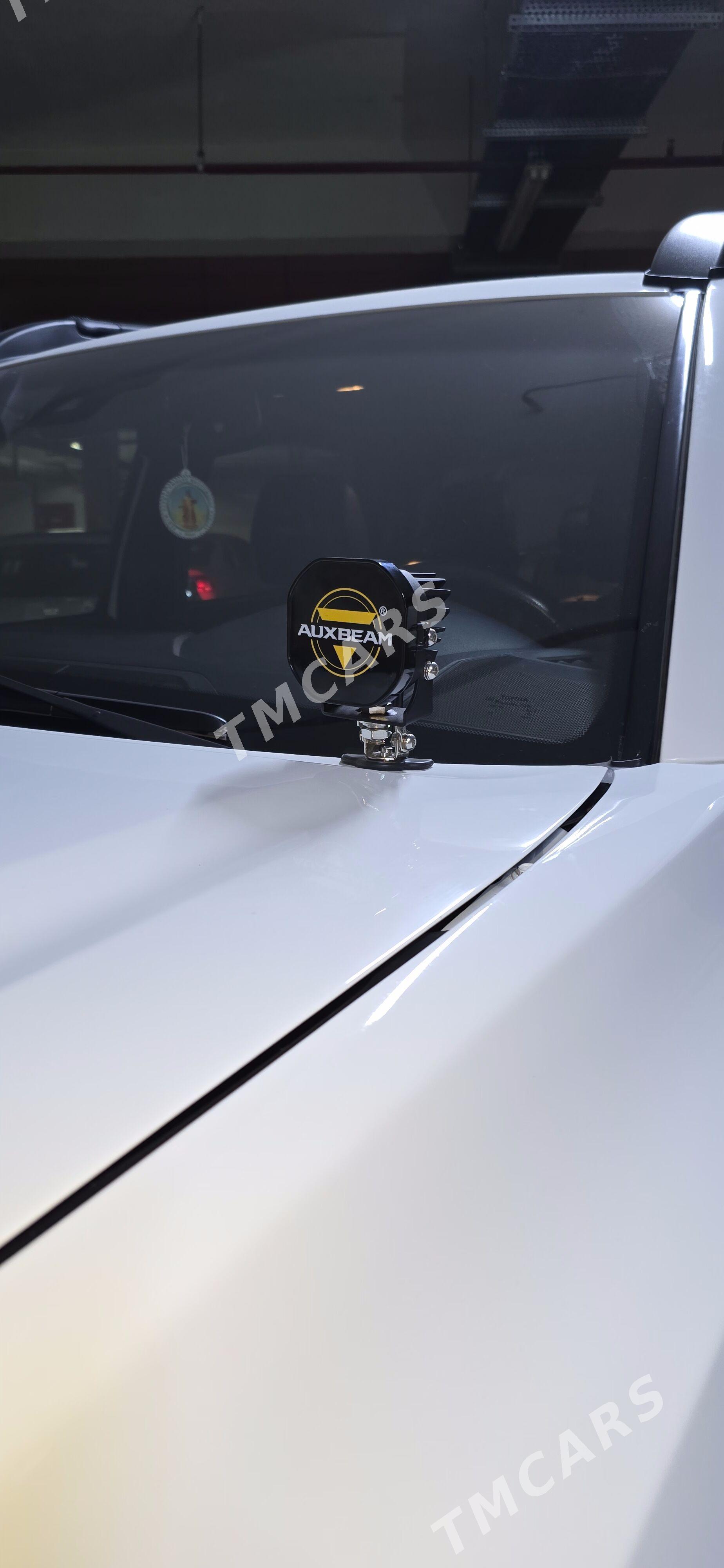 Toyota Tacoma 2020 - 900 000 TMT - Ашхабад - img 5