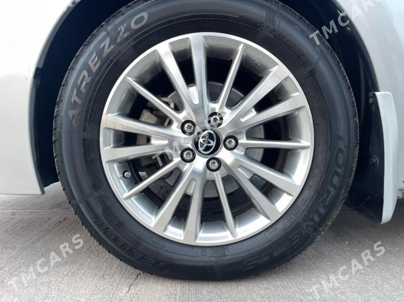 Toyota Corolla 2018 - 190 000 TMT - Türkmenabat - img 10