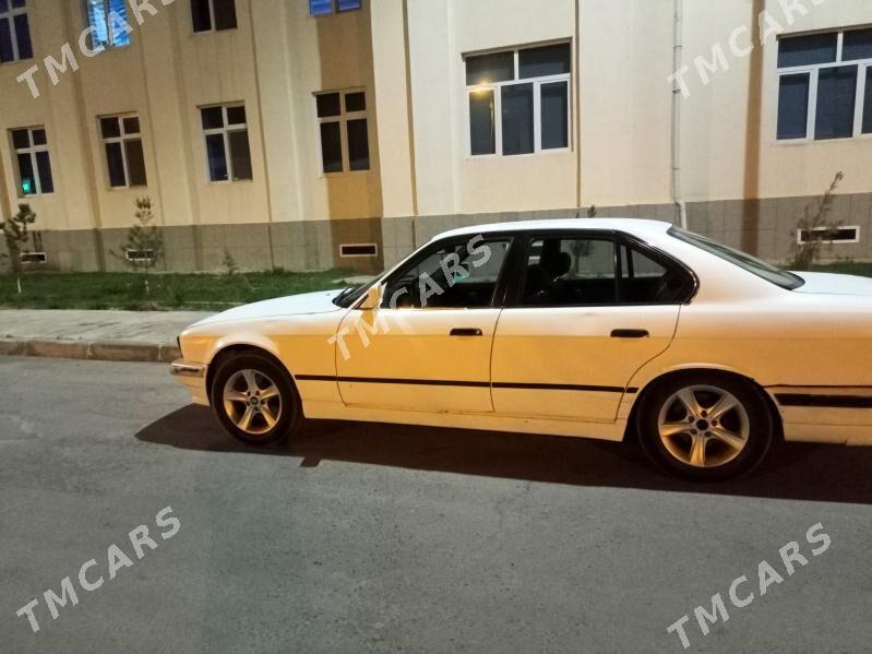 BMW 520 1989 - 30 000 TMT - Türkmenabat - img 3