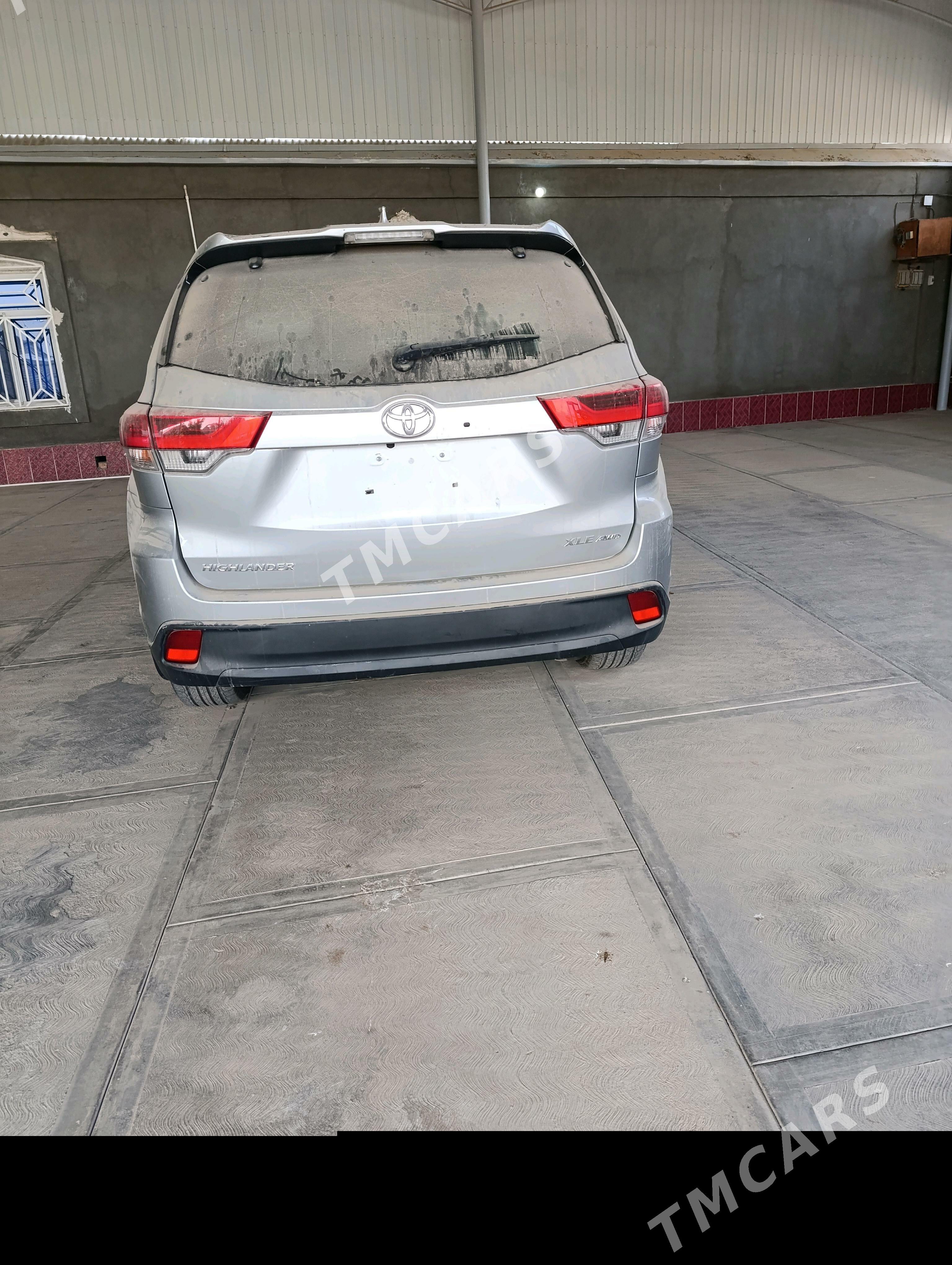 Toyota Highlander 2019 - 460 000 TMT - Мары - img 2