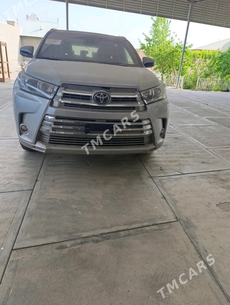 Toyota Highlander 2019 - 460 000 TMT - Мары - img 7