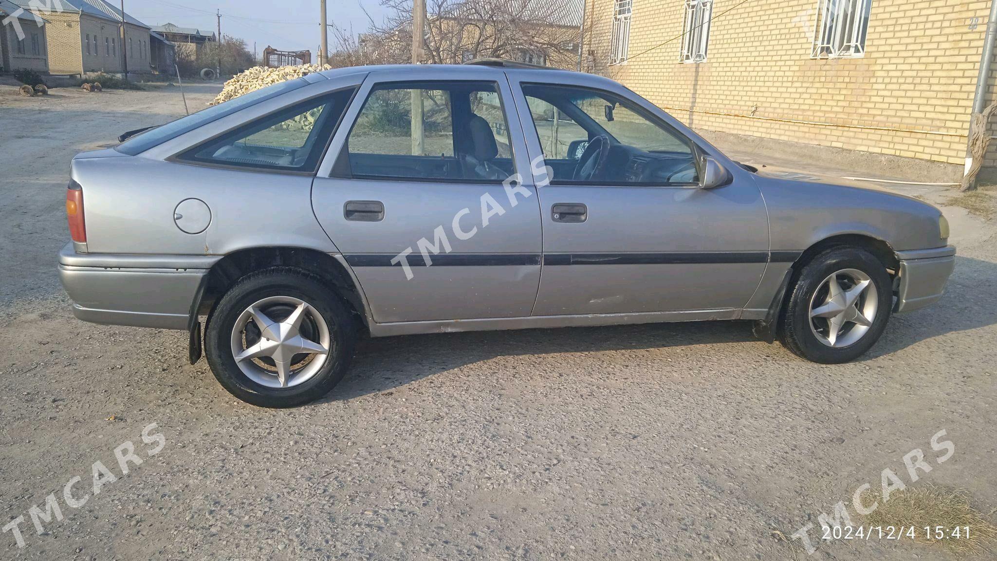 Opel Vectra 1993 - 29 000 TMT - Векильбазар - img 2