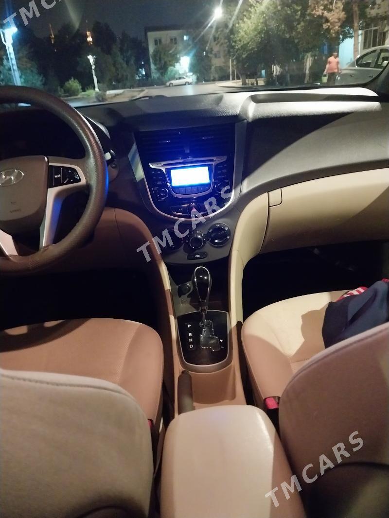 Hyundai Accent 2013 - 140 000 TMT - 30 мкр - img 2