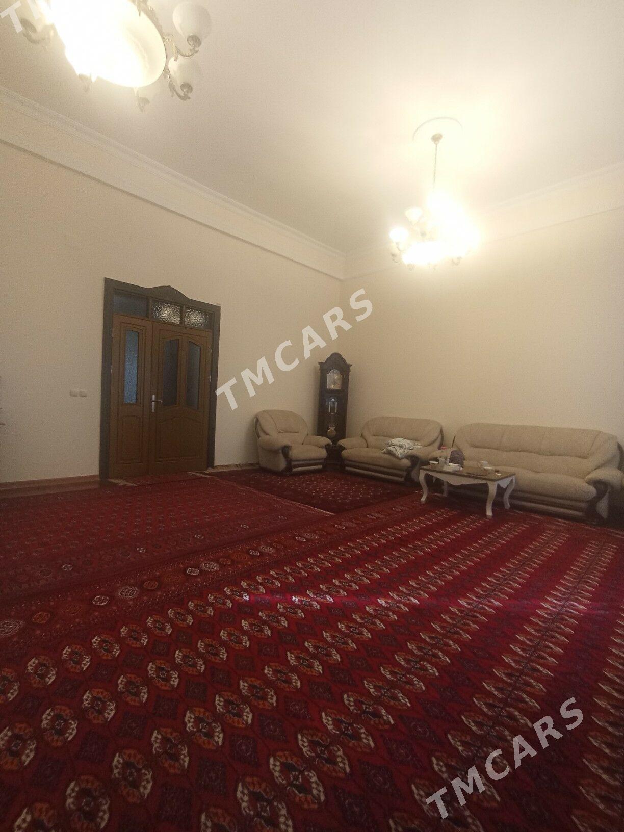 Sowetskiý - Sowetskiý köç. (Garaşsyzlyk şaýoly) - img 2