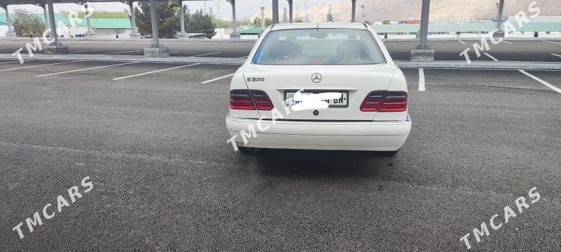 Mercedes-Benz E320 1997 - 50 000 TMT - Türkmenbaşy - img 4