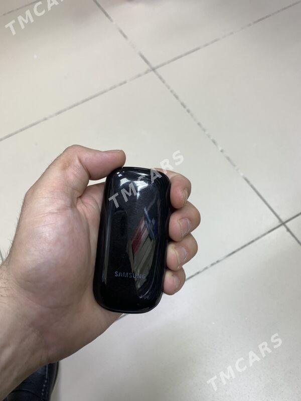 Samsung GT-E1272 - 9 mkr - img 2