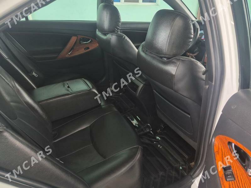 Toyota Camry 2011 - 186 000 TMT - Büzmeýin - img 2