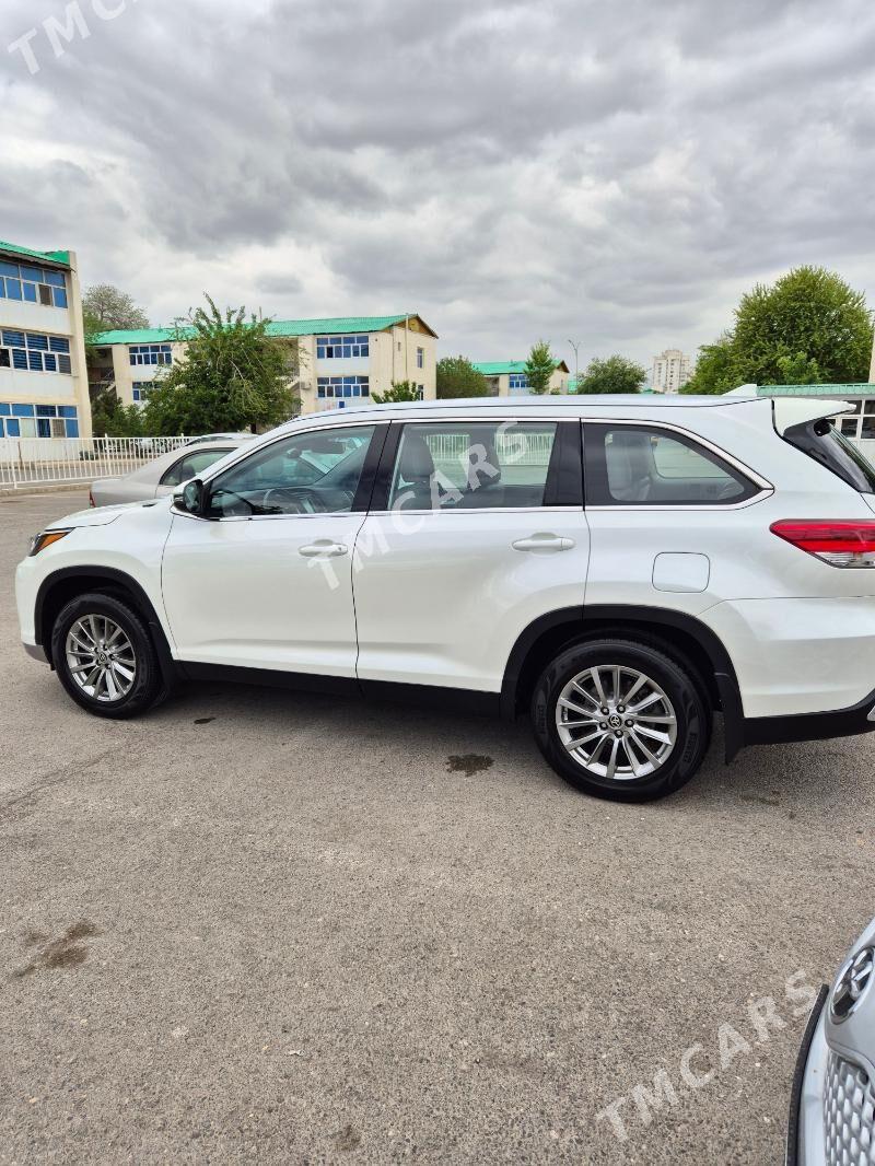Toyota Highlander 2019 - 465 000 TMT - Aşgabat - img 4