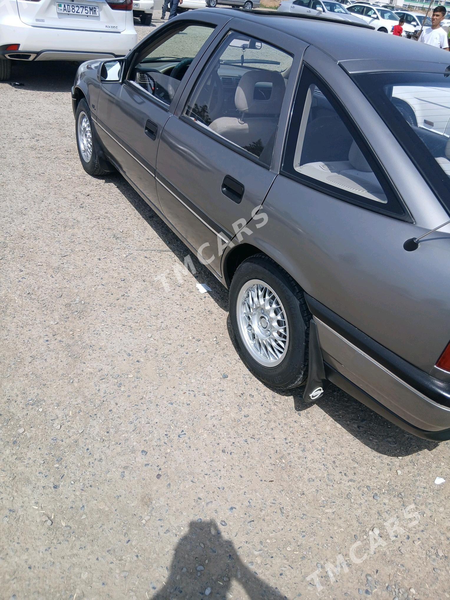 Opel Vectra 1991 - 36 000 TMT - Mary - img 6